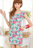 Vestido Florido com Ombreira